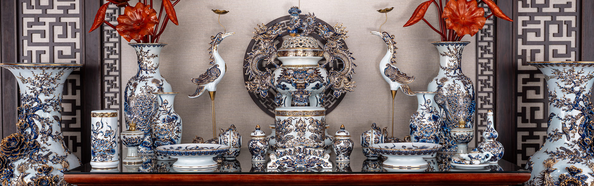 Đồ thờ gốm sứ – nét đẹp thiêng liêng trong văn hóa thờ cúng Việt Nam.