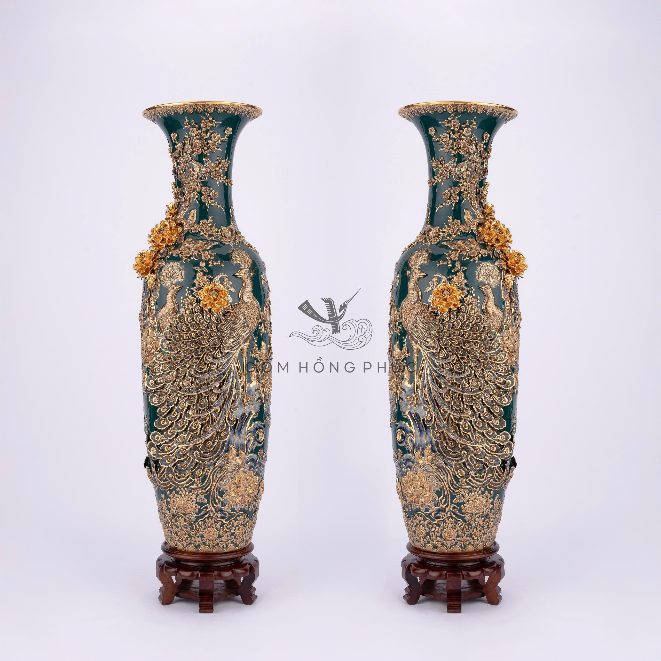 Lộc Bình Công M6 Men Lục Bảo Vẽ Vàng