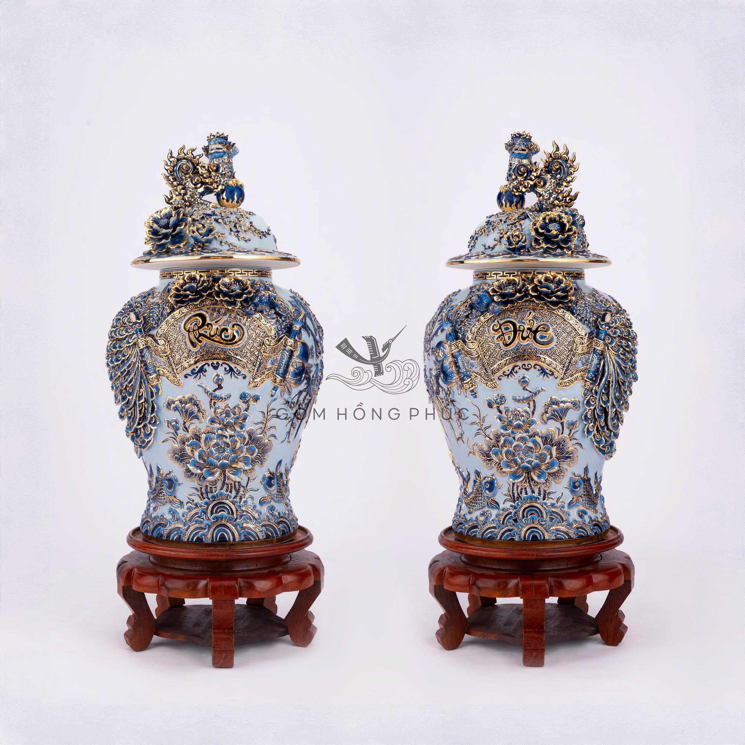 Chóe Phúc Đức Men  Lam Vẽ Vàng